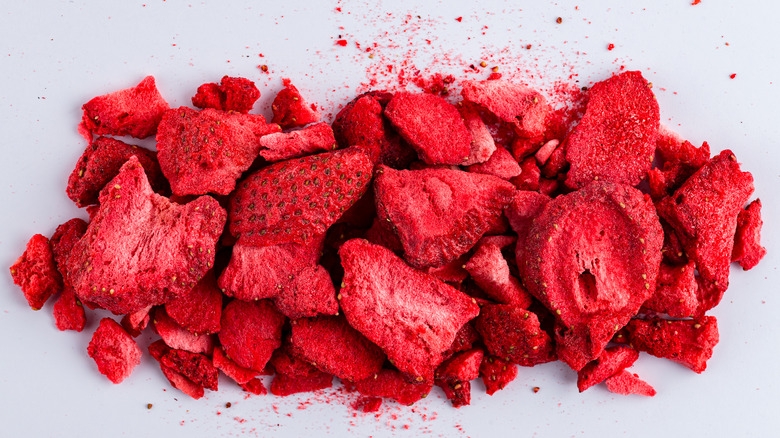 9 Best Red Food Coloring Substitutes
