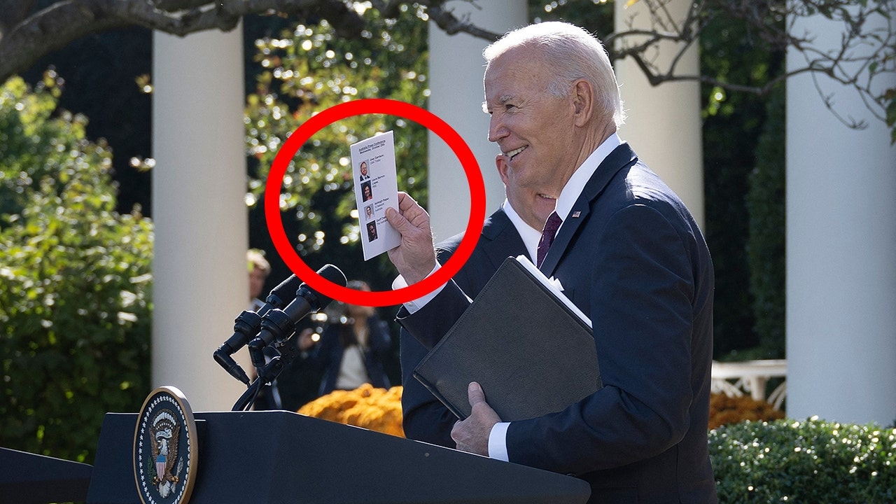 Biden Spotted Holding A Note Card With Reporters Photos And Names To 