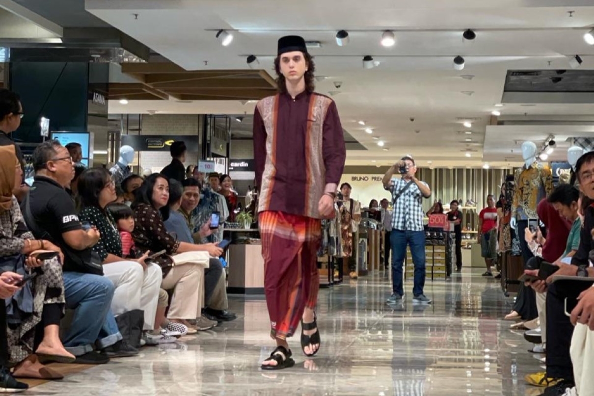 SOGO Gelar Fashion Show Busana Muslim Pria Dari Brand Brand Ternama 