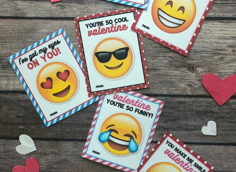 free printable emoji valentine cards